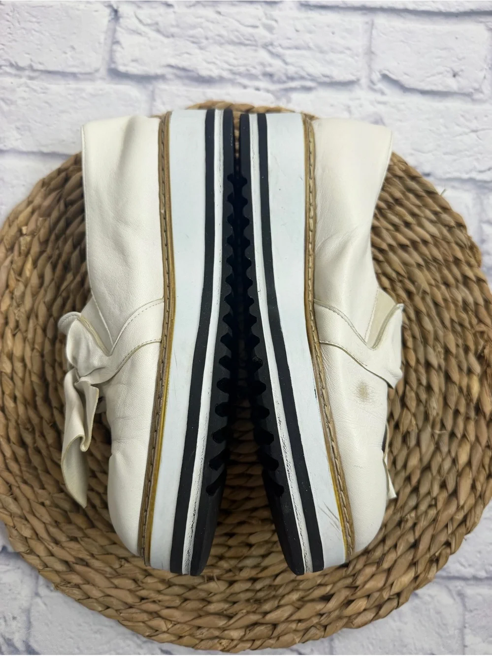 Summit by White Mountain Slip-On Leather Loafers. Made in Italy. Size 39/8.5